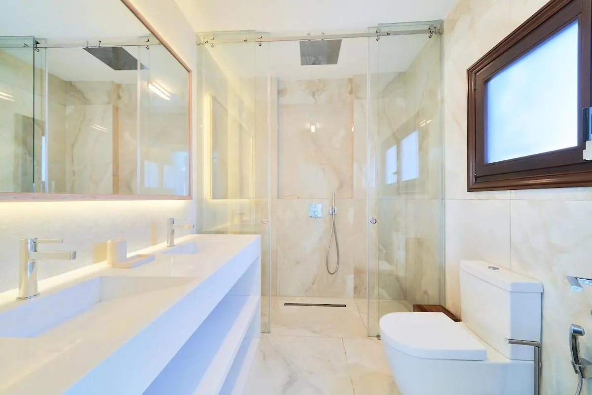 Iconic Exception Villa - Heating Pool & Tennis Marbella