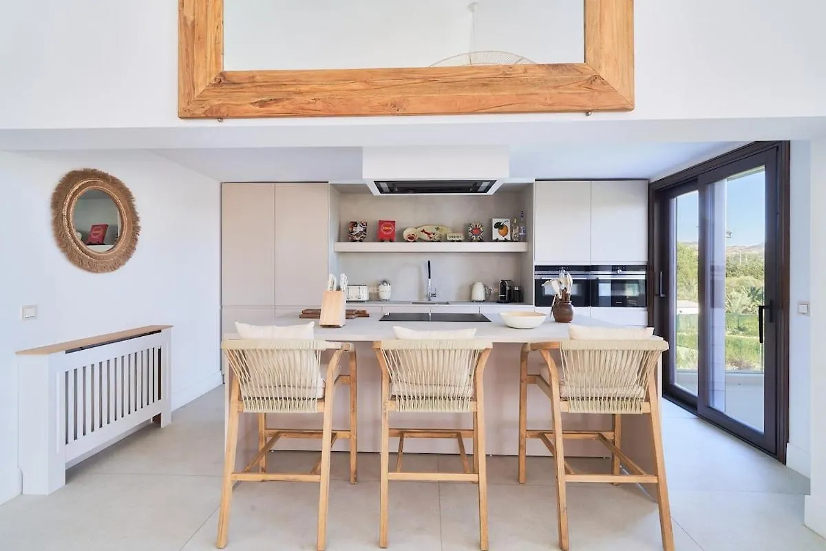 Iconic Exception Villa - Heating Pool & Tennis Marbella Spain
