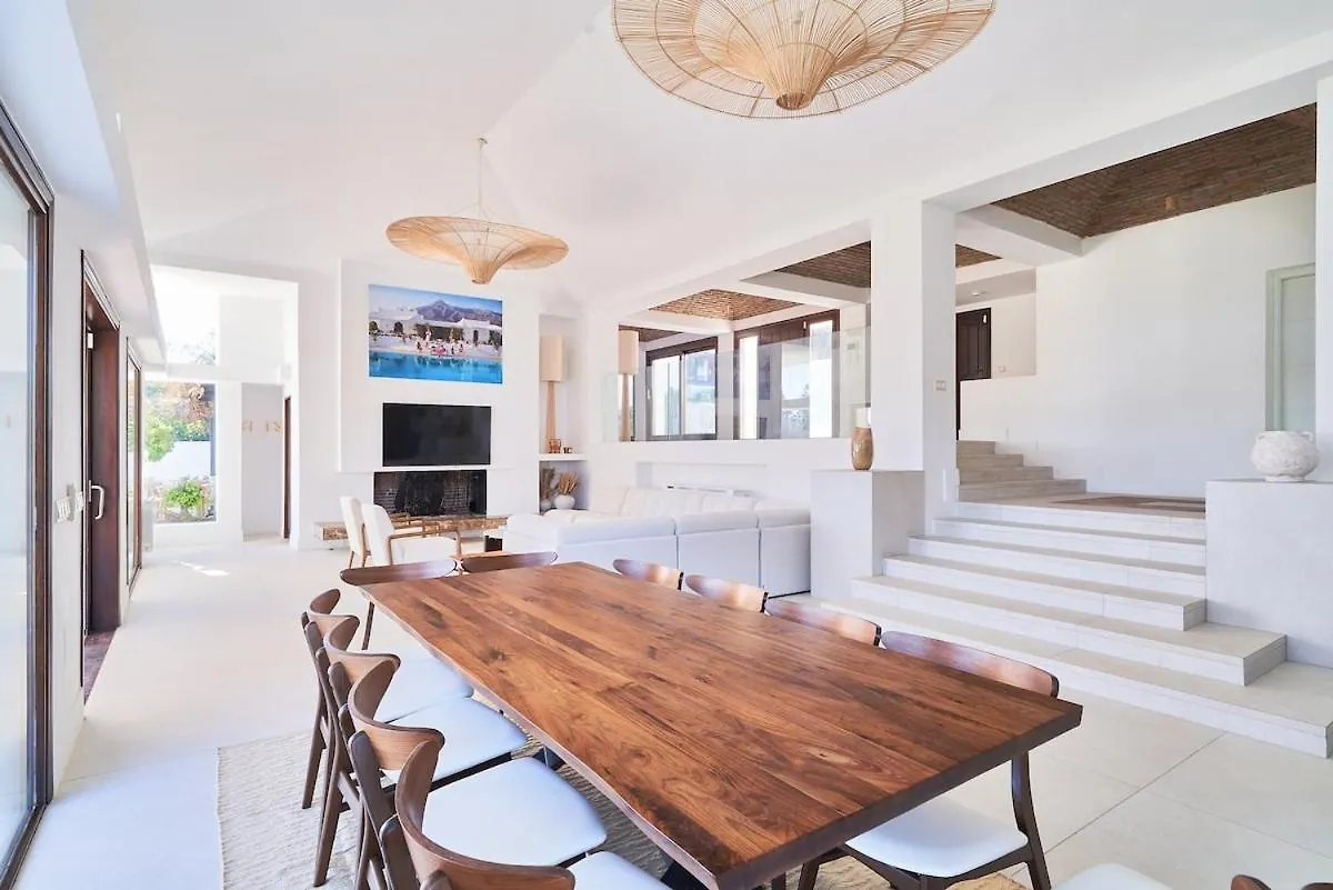 Iconic Exception Villa - Heating Pool & Tennis Marbella