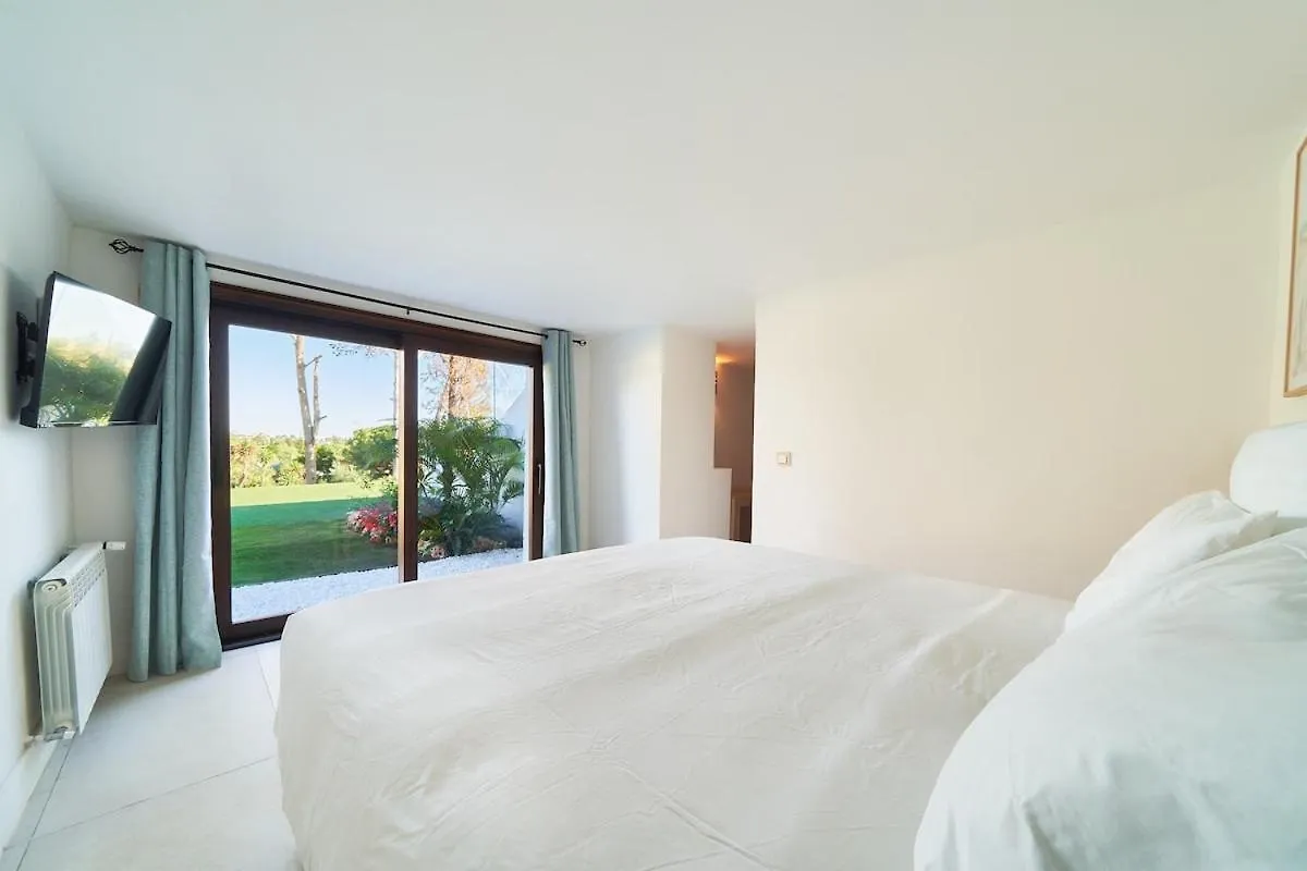 Iconic Exception Villa - Heating Pool & Tennis Marbella Spain