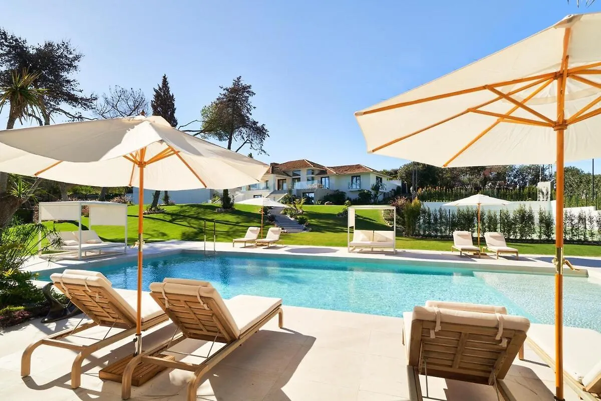 Iconic Exception Villa - Heating Pool & Tennis Marbella Spain