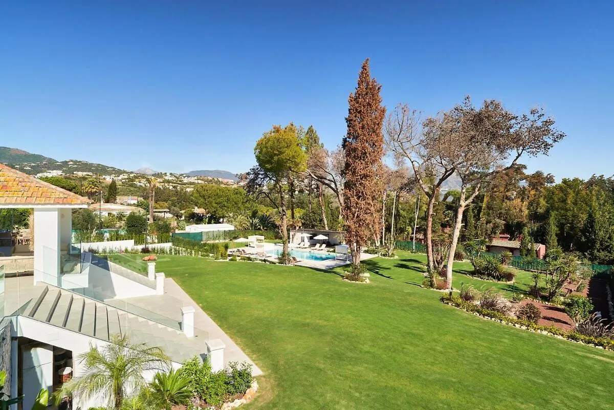 Iconic Exception Villa - Heating Pool & Tennis Marbella