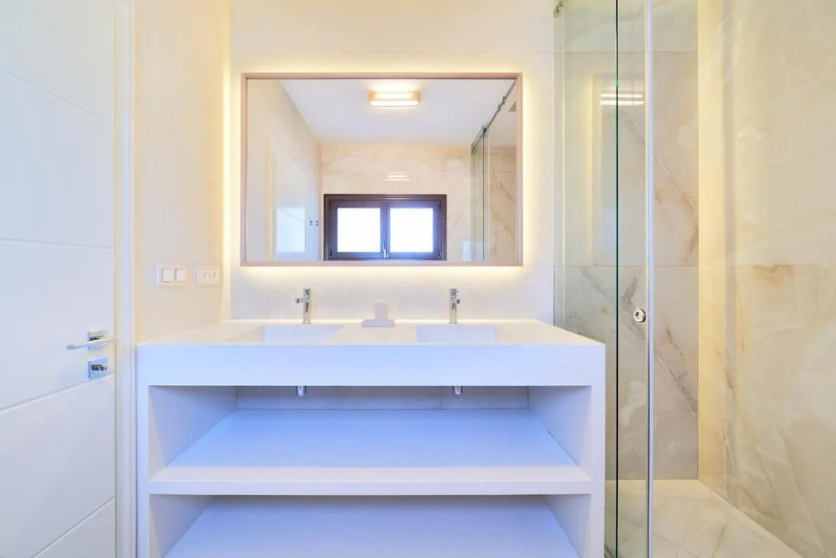 Iconic Exception Villa - Heating Pool & Tennis Marbella