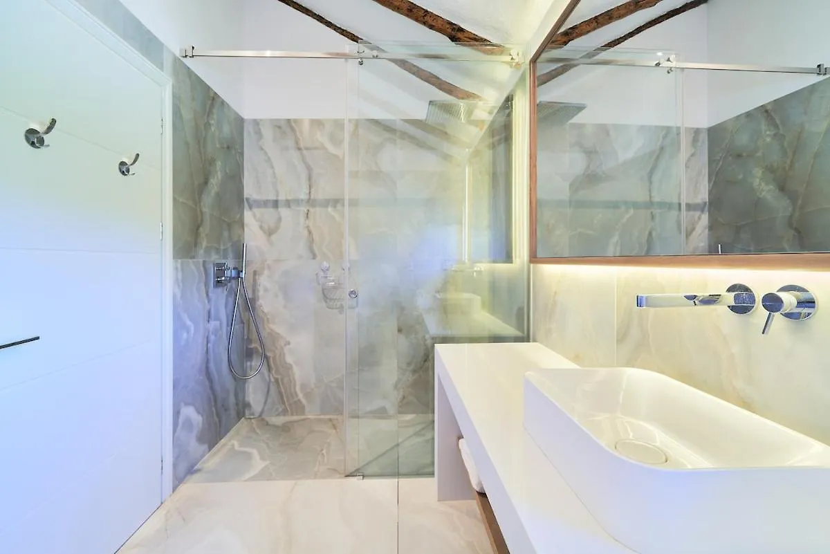 Iconic Exception Villa - Heating Pool & Tennis Marbella