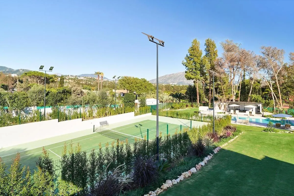 Iconic Exception Villa - Heating Pool & Tennis Marbella