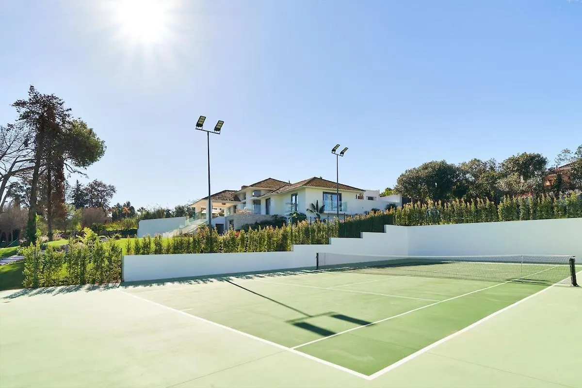 Iconic Exception Villa - Heating Pool & Tennis Marbella Spain