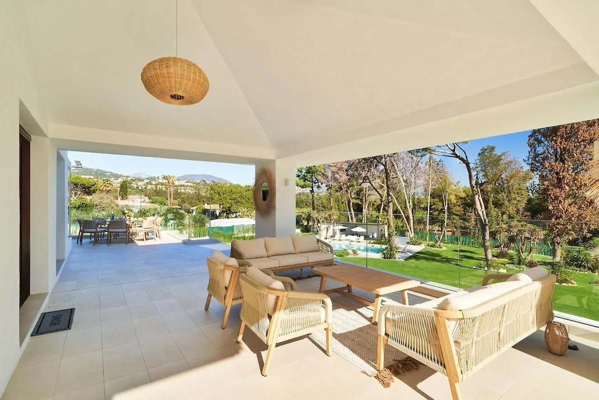 Iconic Exception Villa - Heating Pool & Tennis Marbella 0*,  Spain